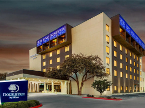 DoubleTree by Hilton Lubbock University Area