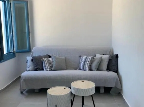 Studio on the beach, Leivadakia, Serifos