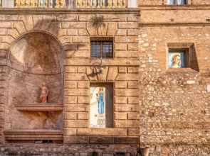 Trevi Hotel