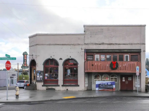 Luxury Suncadia Resort Retreat w/ Private Hot Tub!