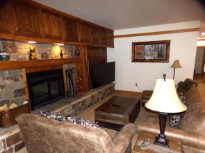 Chateau DuMont Oversized 2 Bed 2 Ba CDMR