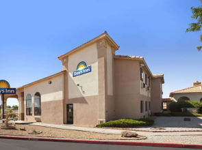 Days Inn by Wyndham Los Lunas