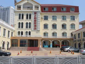 Qingdao Dream Ship Hotel