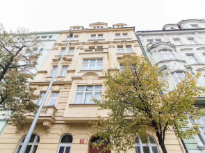 Spacious Duplex by Park&Metro by easyBNB