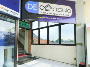 Hotel De Capsule