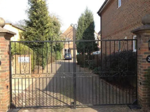 Flat 4 Summertown Court