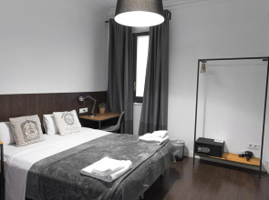 Traveller House 7 Bedroom Apartment