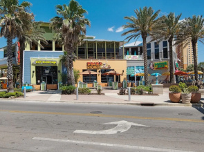 219 Palmetto Pl 1 - Tropical Paradise