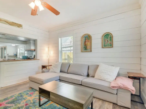 Galveston Vacation Rental: Deck & Central Location