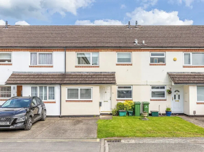 Central 2BD with Garden and Free Parking