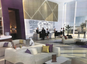 Отель Premier Inn Dubai Dragon Mart