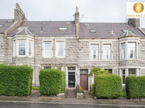 2 Bedroom Apt at Sensational Stay Serviced Accommodation Aberdeen - Clifton Road