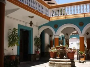 7 Patas Hostel