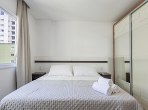 Modern and Exclusive Apartments in Meia Praia, 450m From the Beach - EST