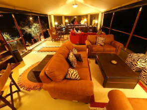 Mara Bush Camp - Private Wing