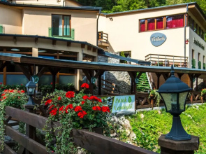 Patak Park Hotel