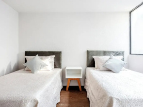 2BR Roma Norte - Parking, Sleeps 6 - Internet