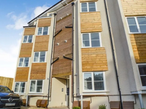Anstey Heights Apartments
