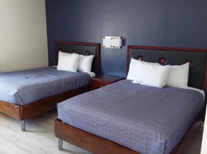 Economy 7 Inn Hampton