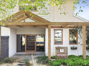 Kingfisher Beach House