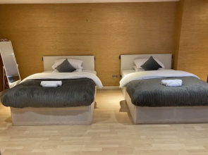 Spacious 2 Bed Apartment in Birmingham