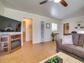 Relax Fireside! Tahoe Area Home 28 Mi to Slopes
