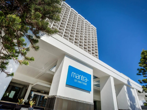 Hotel Apartments on 22 View Avenue, Surfers Paradise