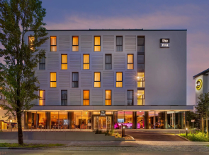 Holiday Inn - the niu, Fury Aschheim Messe by IHG