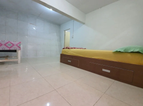 OYO 2198 Fatima Guest House Syariah