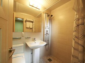 Отель Noble Tourist Hotel Insadong