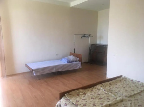 Guesthouse on Topchan 17