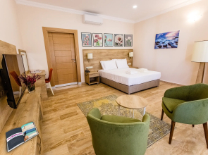 Club Marma Hotel
