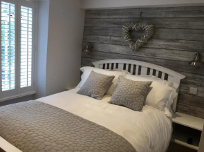 Riverside Suites Llangollen