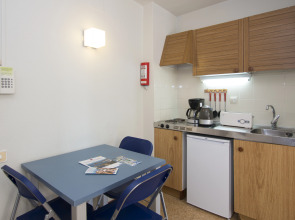 Aparthotel Esmeraldas