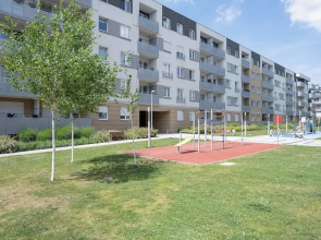 Amazing Apartment for 6 by Renters