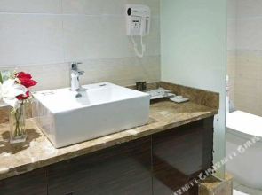 Xindong Yunhai Business and Leisure Hotel