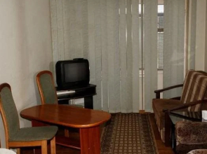 Saturn Hotel