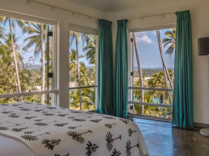 Spectacular Hilltop Beach Villa Located Next To A Surf Break