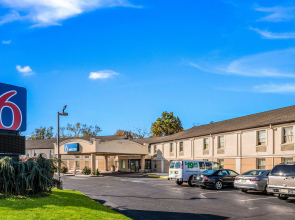 Motel 6 Levittown, PA - Bensalem