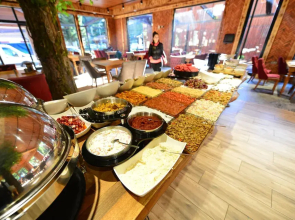 Inanlar Deluxe Hotel & Bungalow