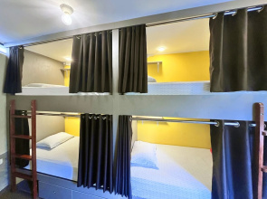 Bananas Adventure Hostel