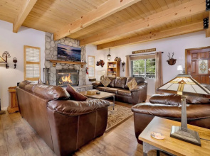 Whiskey Mountain Lodge - 2028