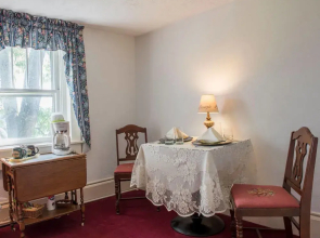 By the Side of the Road Bed & Breakfast