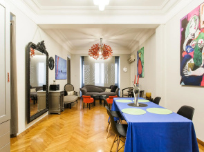 Art apartment Kolonaki
