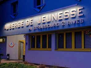 Auberge De Jeunesse Strasbourg - 2 Rives