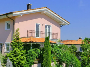 Lovely Flat in Deggendorf With Luxurious Furnishings With Southern Flair