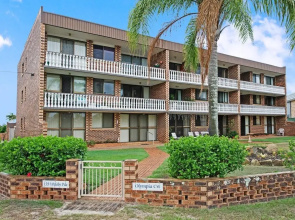 Huge top Floor Unit Across the Road....waterfront!!