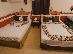 Antigua Lodge