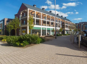 No 12 Barrack Townhouse with Parking