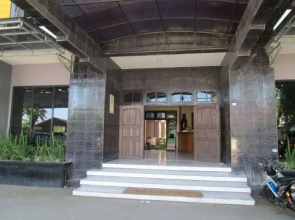 Hotel Dewi